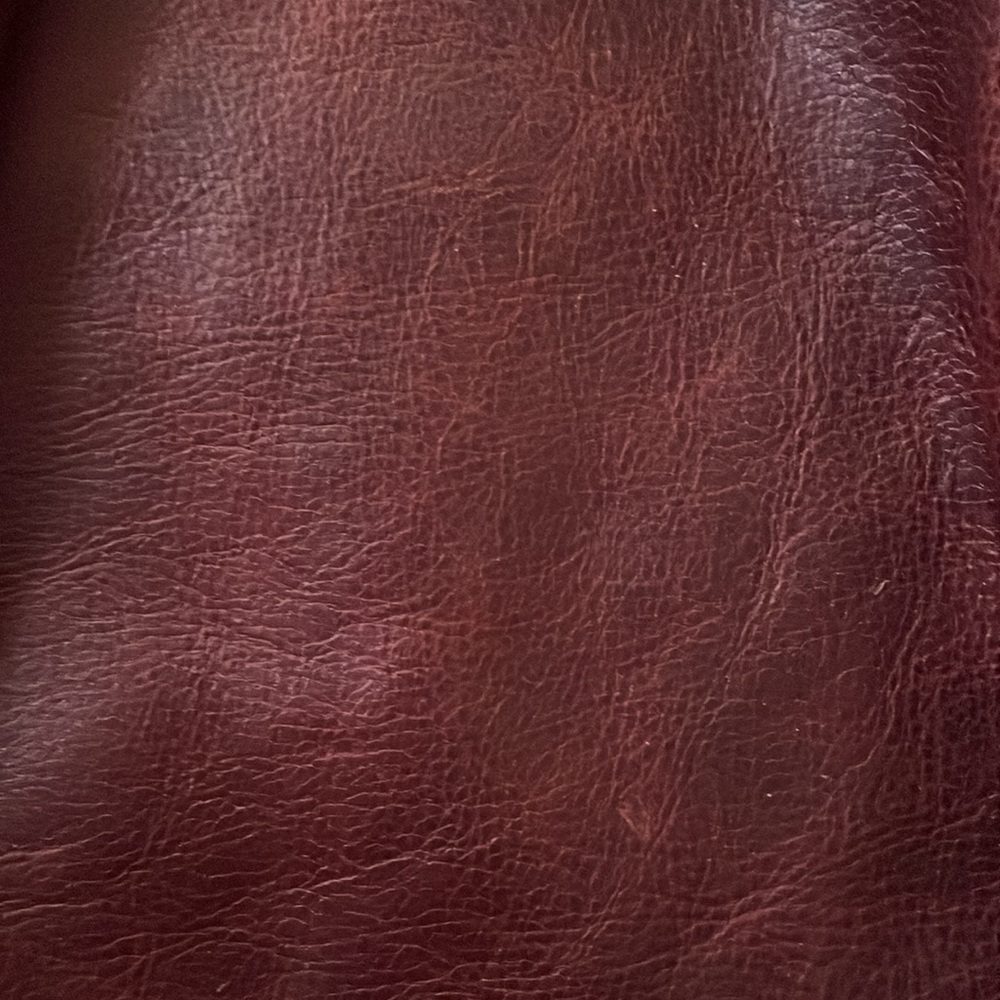 Beautiful Red leather handmade shoulder bag - Picture 3 of 11